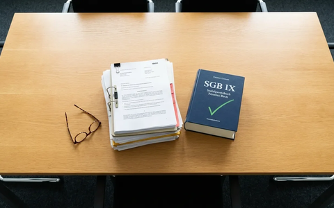 BAG-Urteil schafft Klarheit bei Kündigung Schwerbehinderter in der Probezeit - Foto: über boerse-global.de BAG-Urteil schafft Klarheit bei Kündigung Schwerbehinderter in der Probezeit - Foto: über boerse-global.de