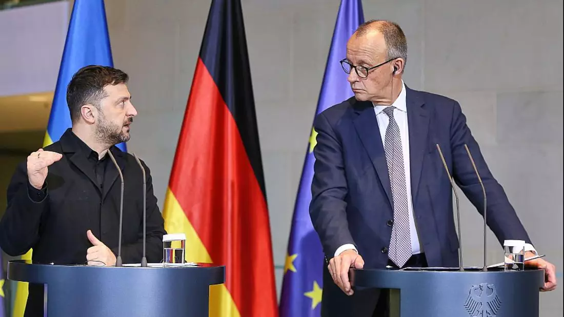 Wolodymyr Selenskyj und Friedrich Merz (Archiv) - Bild: über dts Nachrichtenagentur
