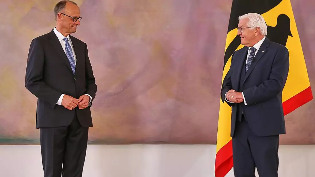 Friedrich Merz und Frank-Walter Steinmeier (Archiv) - Bild: über dts Nachrichtenagentur