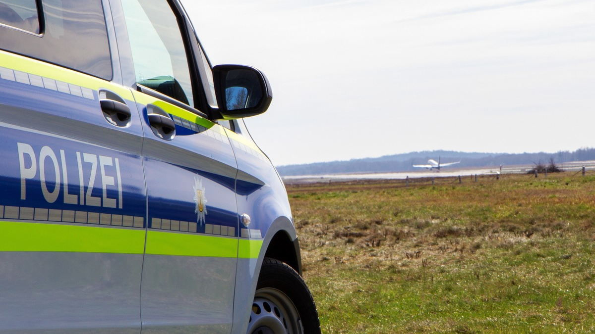 BPOL NRW: Einschleusen von Ausländern: Bundespolizei vollstreckt Haftbefehl über 2.400 Euro - Foto: presseportal.de