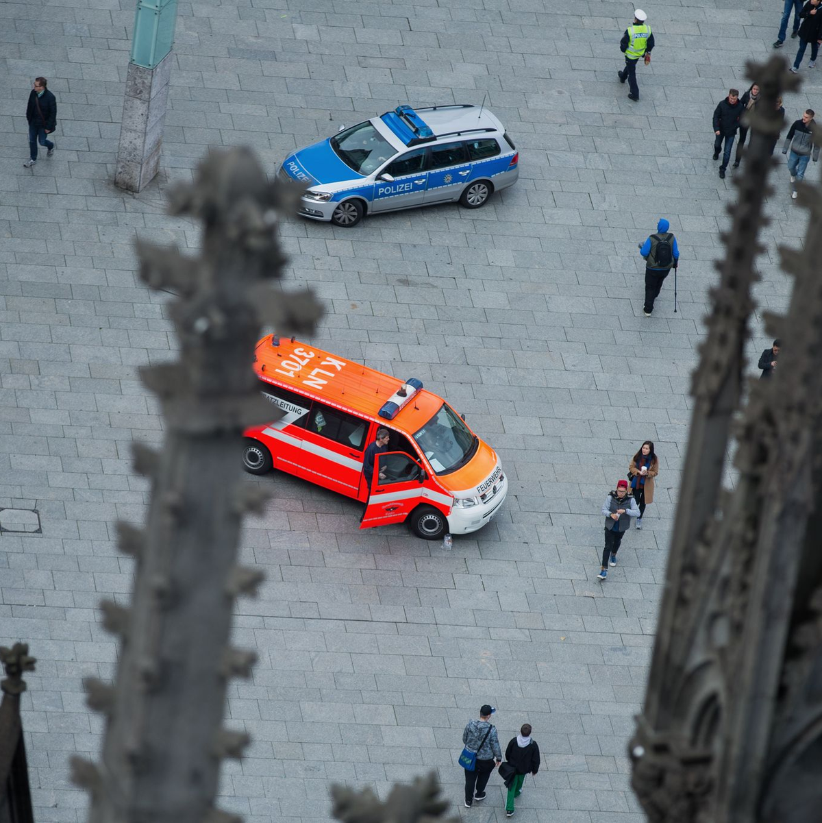 Die Übergriffe der Kölner Silvesternacht vor zehn Jahren ereigneten sich auf dem Platz zwischen Hauptbahnhof und Dom. (Archivbild) - Foto: picture alliance / Rolf Vennenbernd/dpa