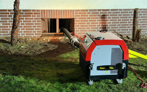 FW Celle: Wasserrohrbruch - Keller unter Wasser! - Foto: presseportal.de