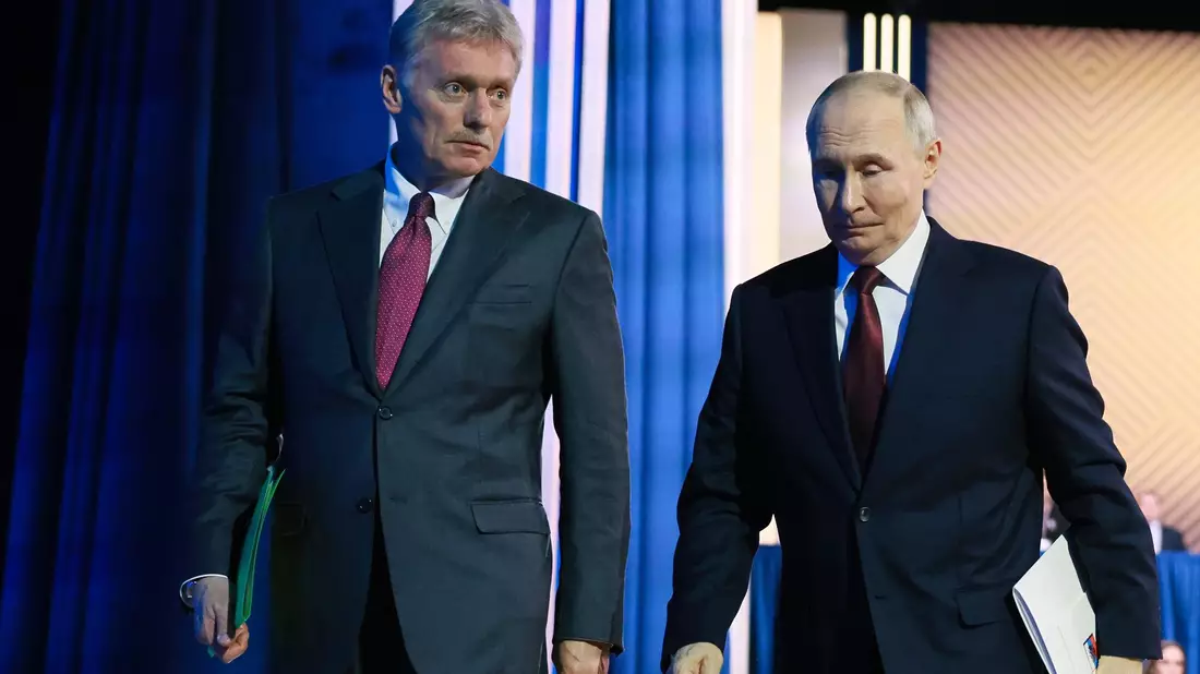 Kremlsprecher Peskow spricht von Terror gegen Putin und Russland. (Archivbild) - Bild: Mikhail Metzel/Pool Sputnik Kremlin/dpa