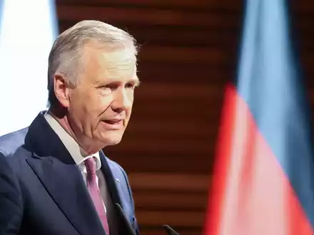 So kann es nicht weitergehen, meint Christian Wulff mit Blick auf die Regierung Merz. (Archivbild)  - Foto: Bodo Schackow/dpa
