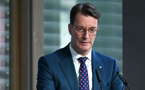 Die Kölner Silvesternacht steht für völlig aus dem Ruder gelaufene Übergriffe zulasten Hunderter hilfloser Frauen. (Archivbild) - Foto: Elisa Schu/dpa Die Kölner Silvesternacht steht für völlig aus dem Ruder gelaufene Übergriffe zulasten Hunderter hilfloser Frauen. (Archivbild) - Foto: Elisa Schu/dpa