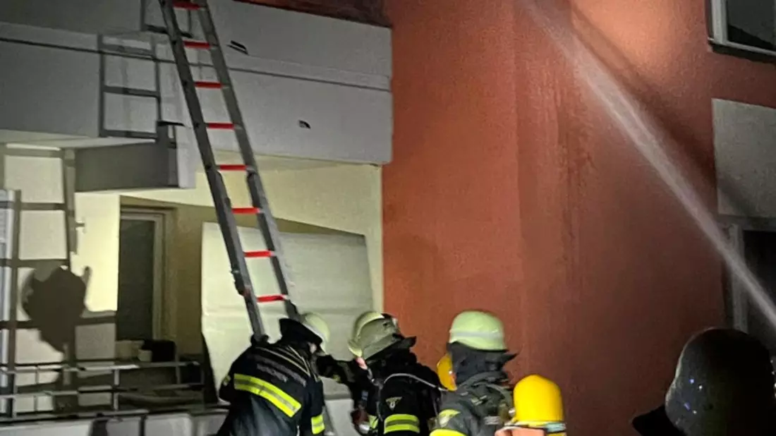 FW-M: Brandausbreitung verhindert (Hasenbergl) - Bild: presseportal.de