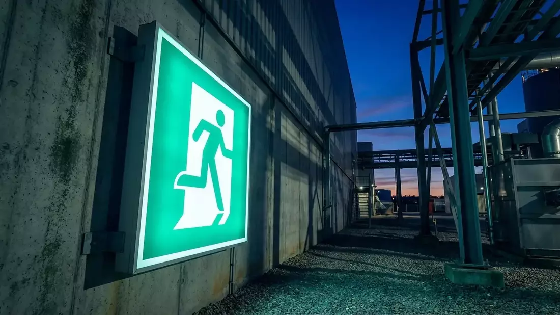 Neue Brandschutzregeln: Sammelstellen brauchen ab sofort Notbeleuchtung - Bild: über boerse-global.de
