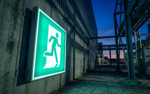 Neue Brandschutzregeln: Sammelstellen brauchen ab sofort Notbeleuchtung - Foto: über boerse-global.de Neue Brandschutzregeln: Sammelstellen brauchen ab sofort Notbeleuchtung - Foto: über boerse-global.de