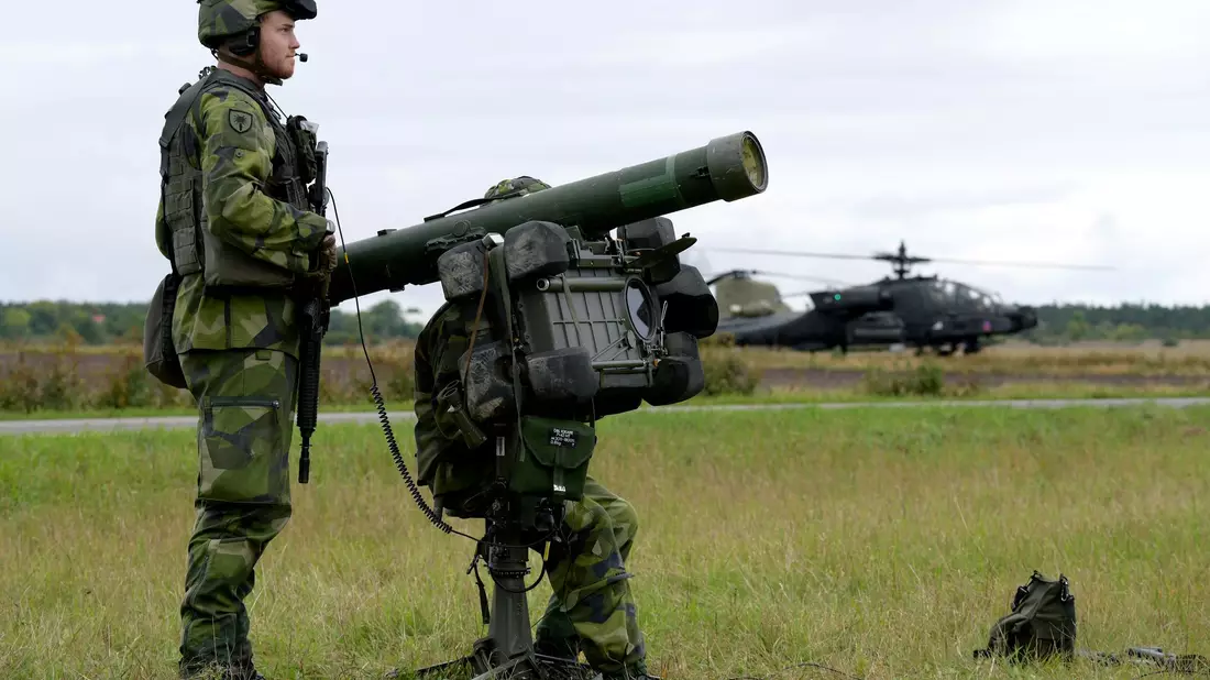Litauen kauft zur Stärkung tragbare Flugabwehrraketensysteme vom schwedischen Hersteller Saab  - Bild: picture alliance / Anders Wiklund/Tt/TT NEWS AGENCY/AP/dpa