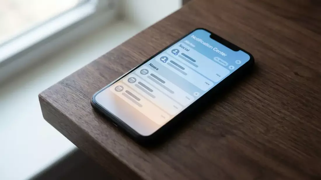 Android und iOS beenden 2025 die Benachrichtigungs-Flut - Bild: über boerse-global.de