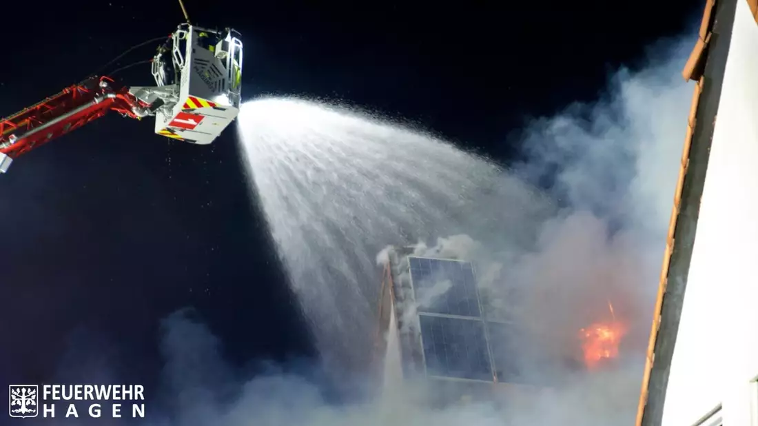 FW Hagen: Die Feuerwehr Hagen unterstützt beim Stromausfall in Berlin - Bild: presseportal.de