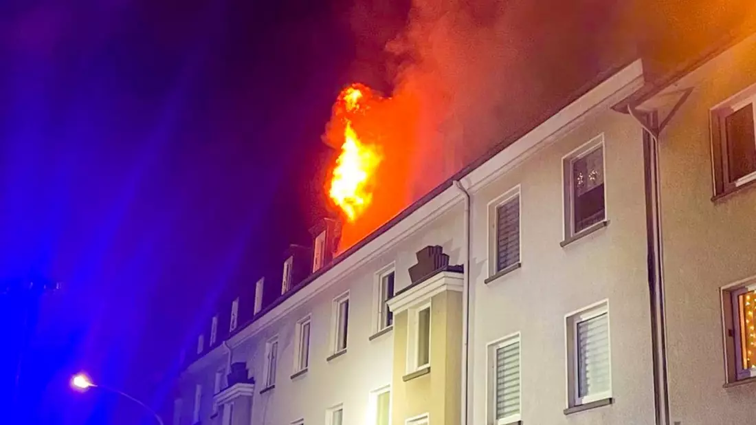 FW-E: Bilanz zum Jahreswechsel 2025 auf 2026 für die Feuerwehr und den Rettungsdienst in der Stadt Essen - Bild: presseportal.de