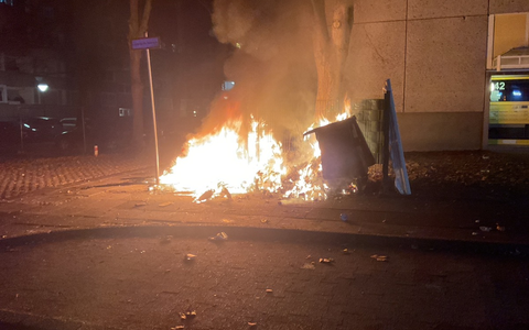 FW-DO: Balkonbrände und einige kleine Feuer in der Silvesternacht - Feuerwehr und Rettungsdienst ziehen Bilanz - Foto: presseportal.de