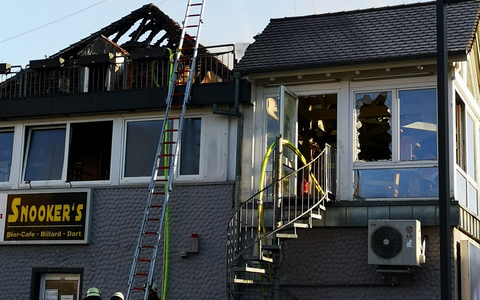 KFV Sigmaringen: Einsatzstelle: Offener Dachstuhlbrand am Boulay-Platz in Mengen 01.01.2026 - Foto: presseportal.de