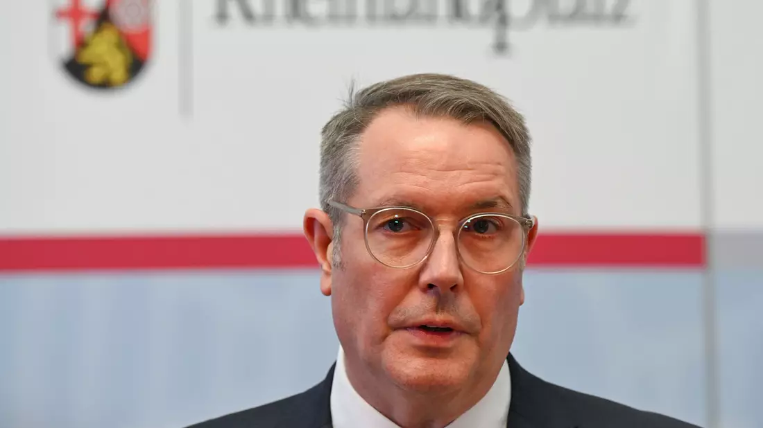 Schweitzer will keinen Stillstand bei SPD. (Archivbild)  - Bild: Arne Dedert/dpa