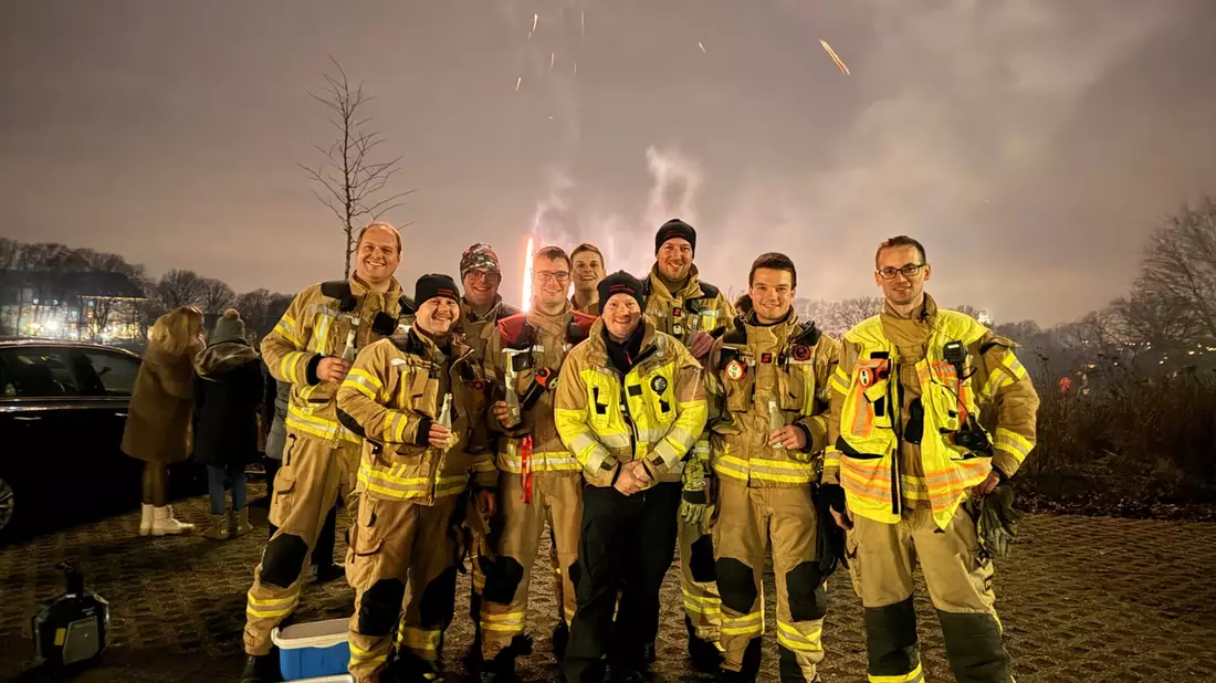 FW-GL: Ruhiger Jahreswechsel 2025/26 - Feuerwehr und Rettungsdienst gut vorbereitet - Bild: presseportal.de