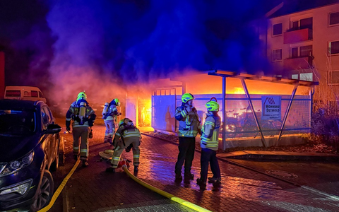 FW-DT: Einsatzreicher Jahreswechsel für die Feuerwehr Detmold - Foto: presseportal.de