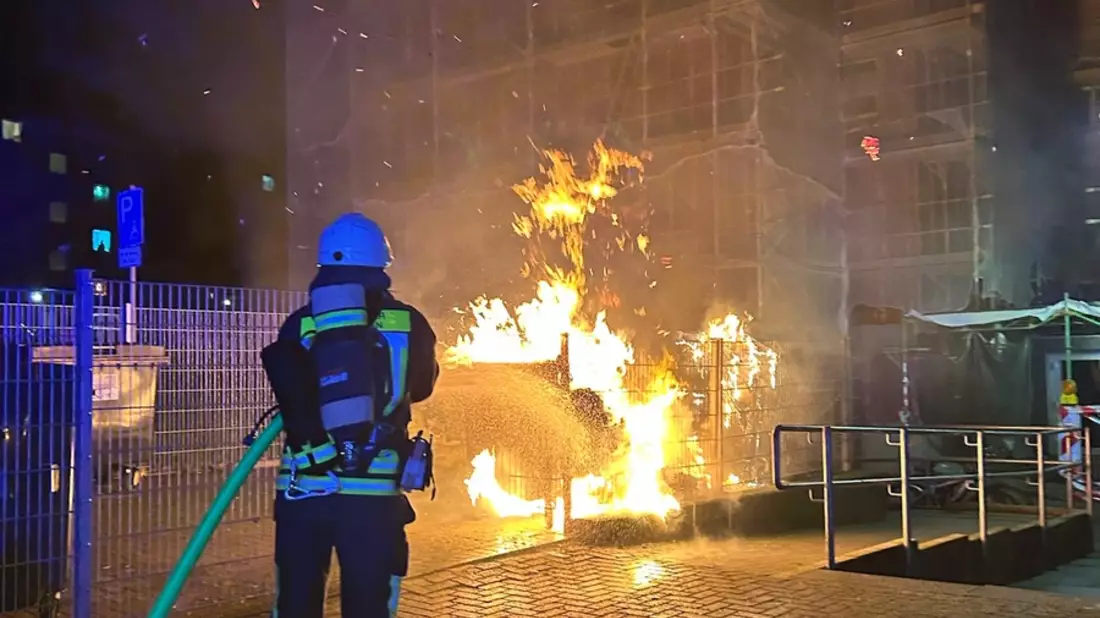 FW-EN: Einsatzlage der Feuerwehr Hattingen in der Silvesternacht 2025/2026 - Bild: presseportal.de