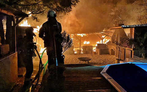 FW-NE: Silvester 2025: Bilanz der Feuerwehr zum Jahreswechsel 2025/2026 | 24 Einsätze in 24 Stunden - Foto: presseportal.de