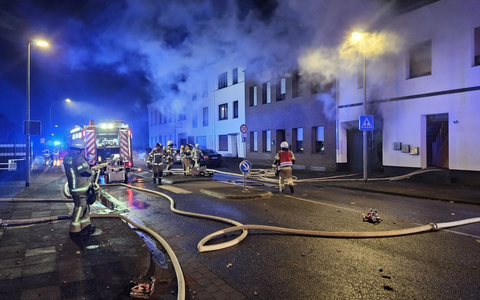 Feuerwehr Goch: Drei Feuerwehreinsätze in der Silvesternacht in Goch und Pfalzdorf - Foto: presseportal.de