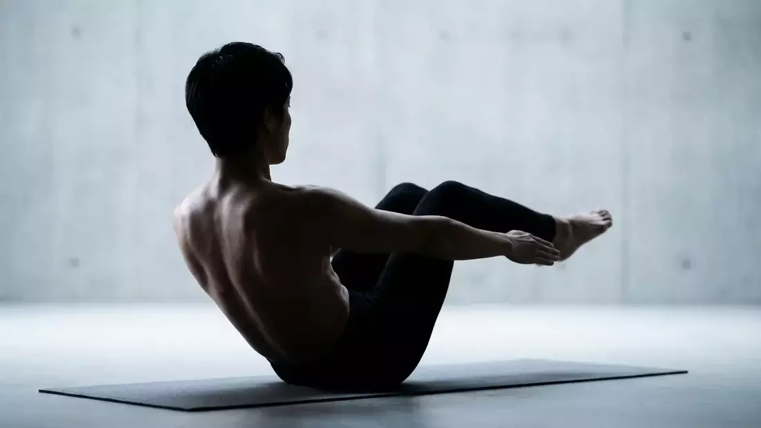 V-Sitz wird zum Fitness-Trend 2026 - Bild: über boerse-global.de