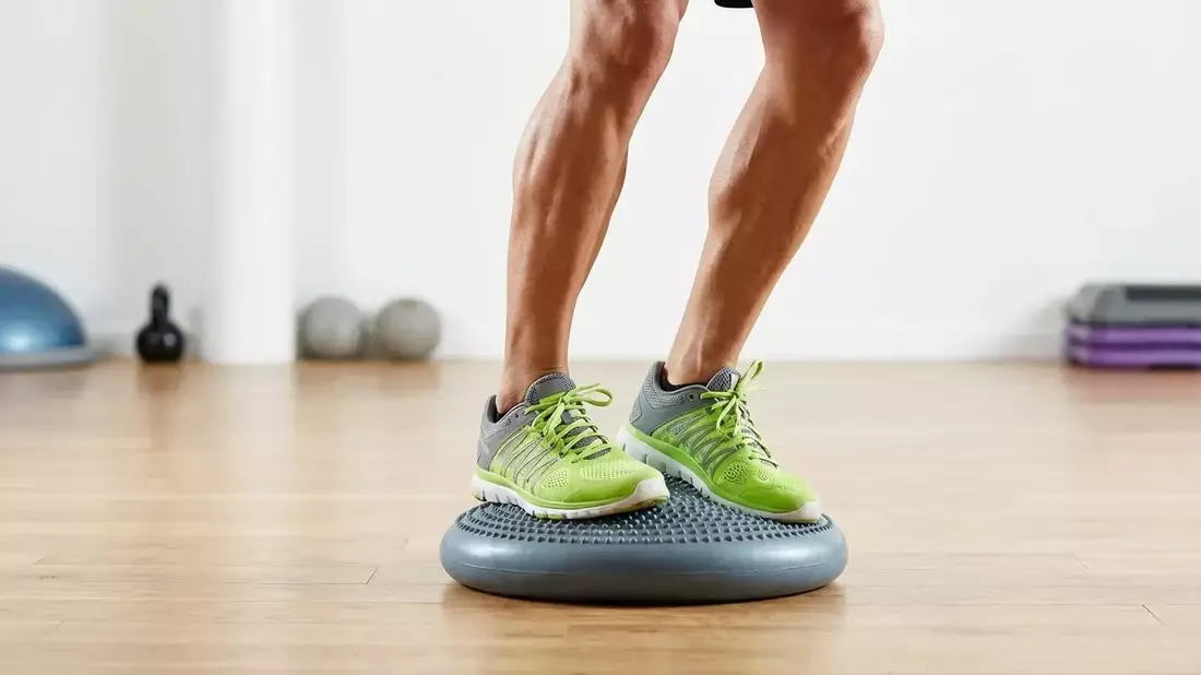 Balance-Training 2026: Dynamisches Gleichgewicht steigert Reaktionskraft - Bild: über boerse-global.de