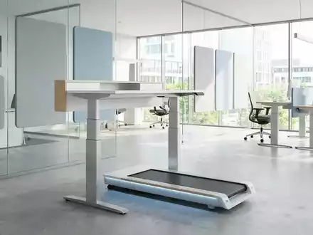 Walking Desks erobern deutsche Büros: Das Ende der Sitz-Marathons - Foto: über boerse-global.de