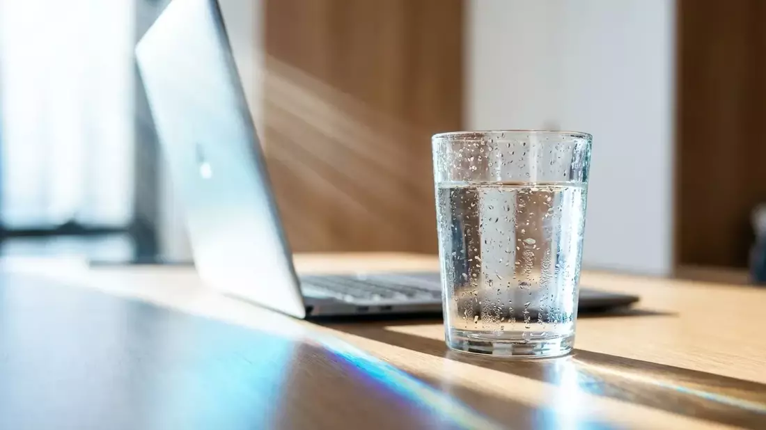 Wasser: Der unterschätzte Turbo fürs Gehirn im neuen Jahr - Bild: über boerse-global.de