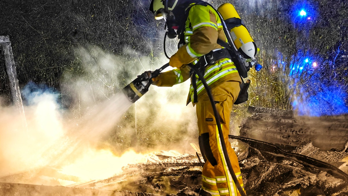 FW Dresden: Informationen zum Einsatzgeschehen von Feuerwehr und Rettungsdienst in der Landeshauptstadt Dresden vom 1. Januar 2026 - Foto: presseportal.de