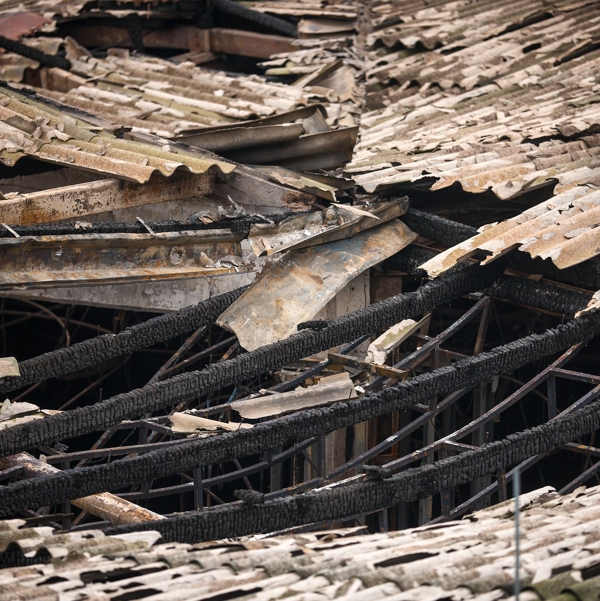 Erst im vergangenen Jahr erschütterte ein Feuer das kleine Land Nordmazedonien. (Archivbild) - Foto: Armin Durgut/AP/dpa