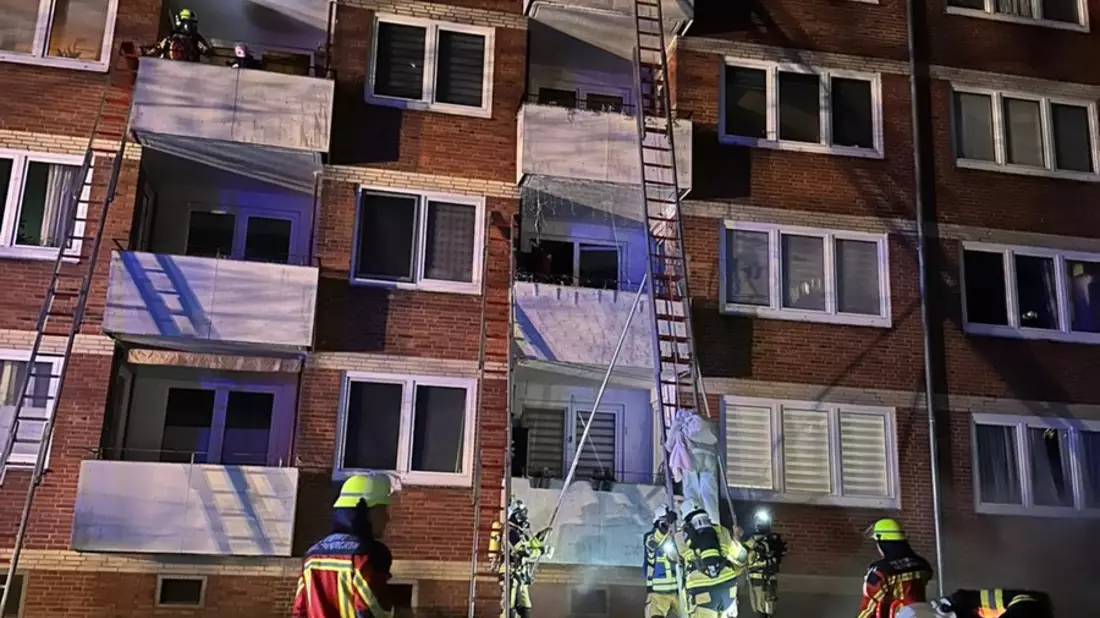 FW-SE: Kellerbrand in Kaltenkirchen erfordert Menschenrettung - Bild: presseportal.de