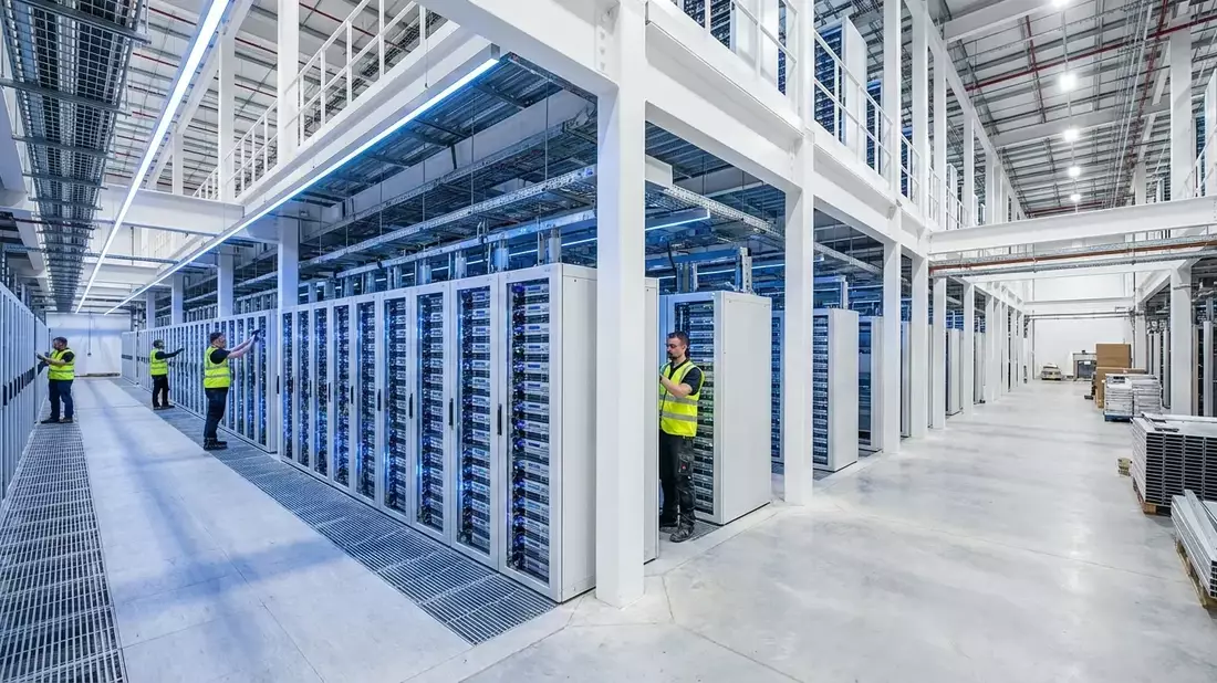 EU startet Suche nach Standorten für KI-Gigafactories - Bild: über boerse-global.de