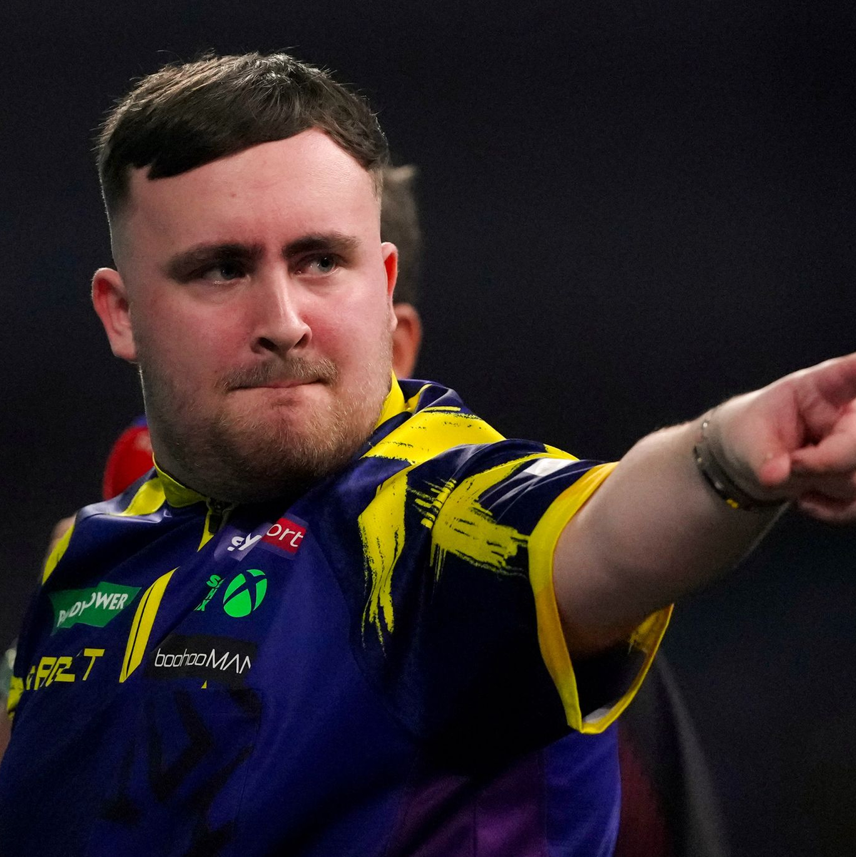 Bester vom Rest: Van Veen hatte im Finale keine Chance. - Foto: Dave Shopland/AP/dpa