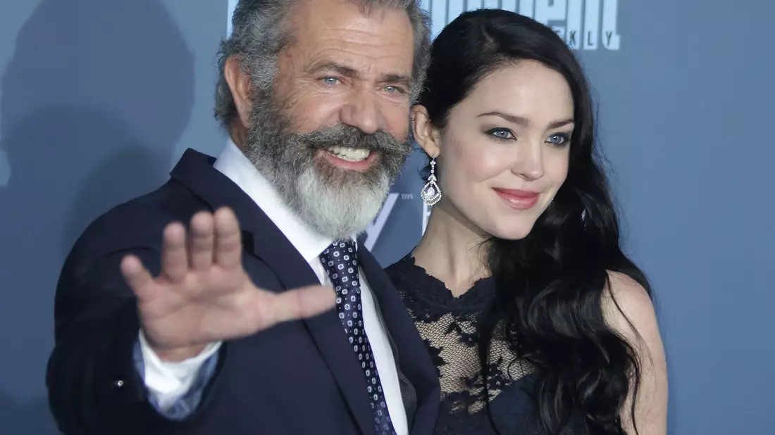 Mel Gibson und seine damalige Partnerin Rosalind Ross im Jahr 2016. (Archivbild) - Bild: picture alliance / dpa
