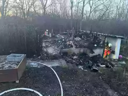 POL-MI: Brand eines Mehrfamilienhauses in Bad Oeynhausen, OT Rehme , Zuschlag - Foto: presseportal.de