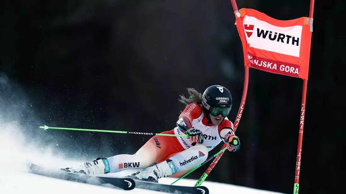 Camille Rast gewinnt in Kranjska Gora. - Bild: Gabriele Facciotti/AP/dpa
