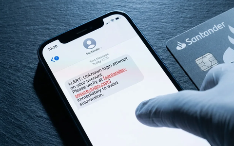 Santander-Kunden im Visier neuer SMS-Betrüger - Foto: über boerse-global.de
