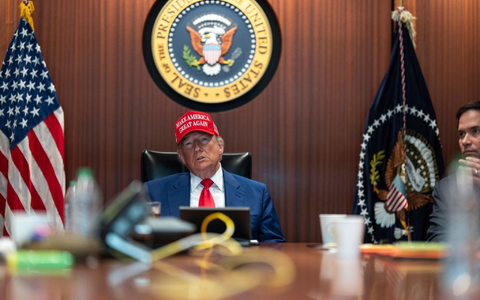 US-Präsident Donald Trump hat den Einsatz am Samstag nach eigenen Angaben live verfolgt. (Archivbild) - Foto: -/The White House via AP/dpa US-Präsident Donald Trump hat den Einsatz am Samstag nach eigenen Angaben live verfolgt. (Archivbild) - Foto: -/The White House via AP/dpa