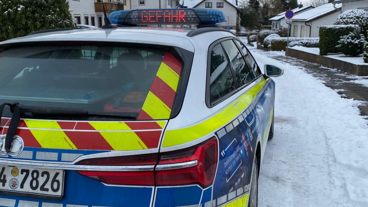 POL-PIZW: Verkehrsunfälle auf schneeglatten Straßen- Keine Verletzten, ca. 20.000 Euro Sachschaden - Foto: presseportal.de
