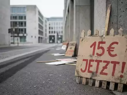 Mindestlohn-Debatte: SPD unter Druck, Union warnt vor Tabubruch - Foto: über boerse-global.de