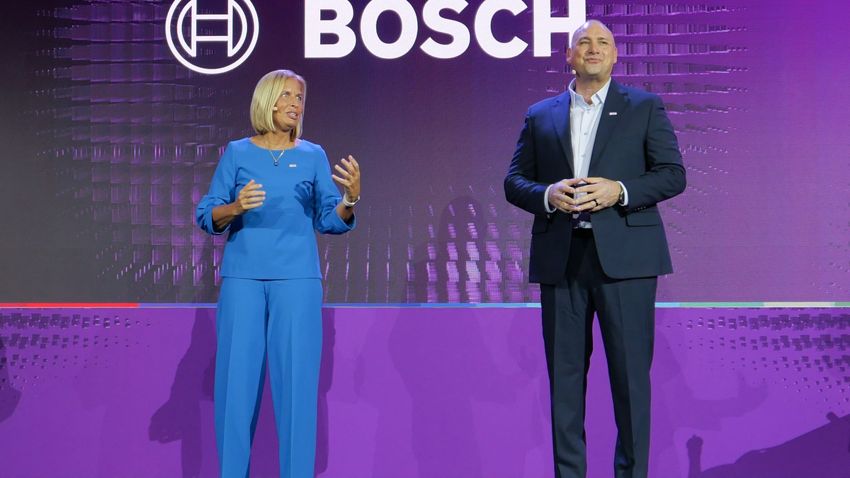 Auf der CES kündigte Bosch eine Kooperation mit dem Start-up Kodiak ?AI, mit der man standardisierte Hard- und Software für ?fahrerlose Lastwagen entwickeln will. - Foto: Christoph Dernbach/dpa