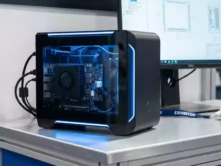 Origin PC S-Class: Vom Gaming-Spezialisten zum KI-Entwickler - Foto: über boerse-global.de