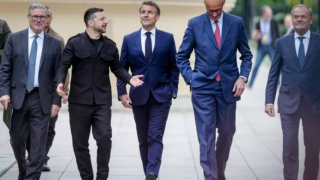 Zum Treffen der «Koalition der Willigen» in Paris reist auch Bundeskanzler Friedrich Merz an. (Archivbild) - Bild: Kay Nietfeld/dpa