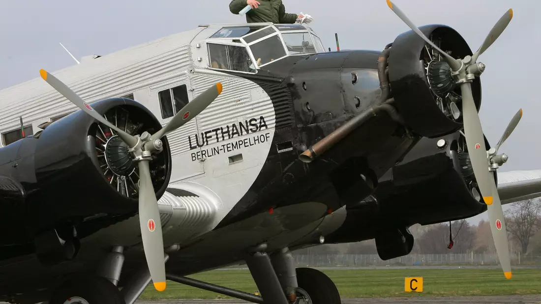 Die Ju52 flog schon für die erste Lufthansa. (Archivbild) - Bild: picture alliance / dpa