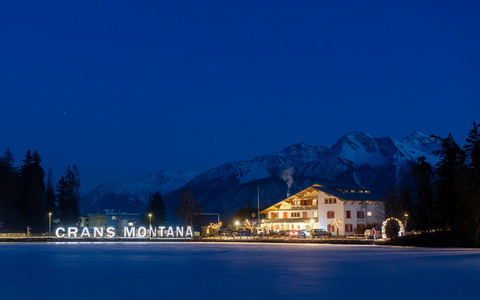 Die Gemeinde verbietet Pyrotechnik in geschlossenen Räumen.  - Foto: Cyril Zingaro/KEYSTONE/dpa