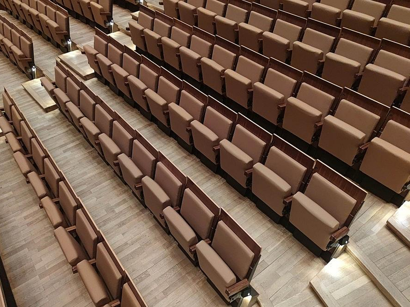 Sitze in einem Zuschauersaal (Archiv) - Foto: via dts Nachrichtenagentur
