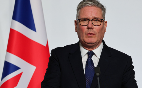 Premier Starmer geht von britischen und französischen Truppen in der Ukraine aus. - Foto: Ludovic Marin/Pool AFP/AP/dpa