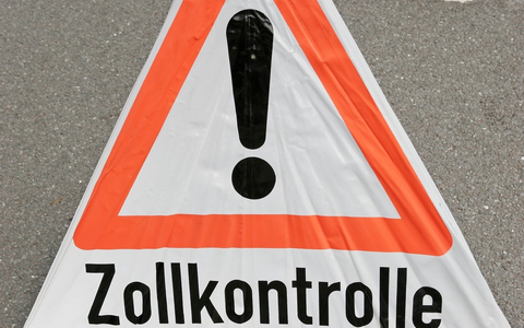 HZA-P: Potsdamer Zoll zieht über fünf Kilogramm Ketamin bei einer Fahrzeugkontrolle auf der BAB 10, Nähe Königs Wusterhausen, aus dem Verkehr / Besitzer droht eine mehrjährige Freiheitsstrafe oder Geldstrafe - Foto: presseportal.de