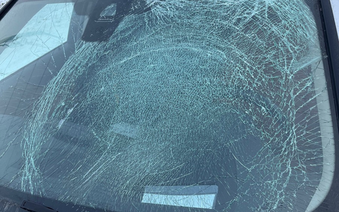 POL-COE: Rosendahl, Darfeld, L555/ Eisblock löst sich von LKW - Foto: presseportal.de