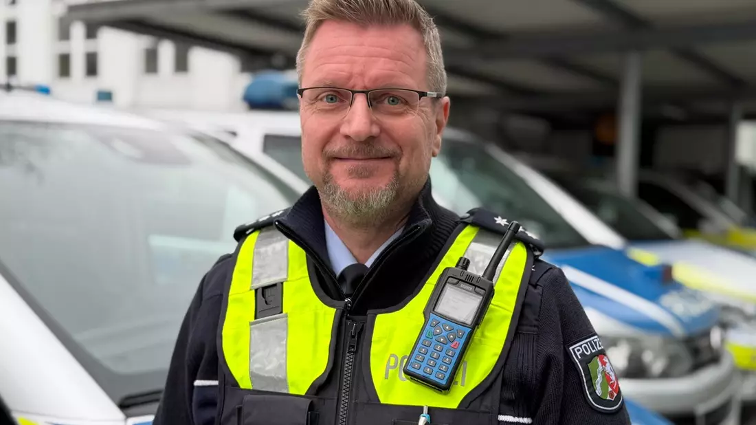 POL-SU: André Barke ist seit Jahresbeginn neuer Bezirksdienstbeamter in Niederkassel - Bild: presseportal.de